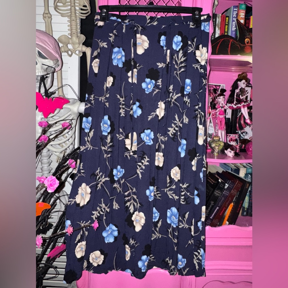 VTG Bentley navy floral maxi skirt XL